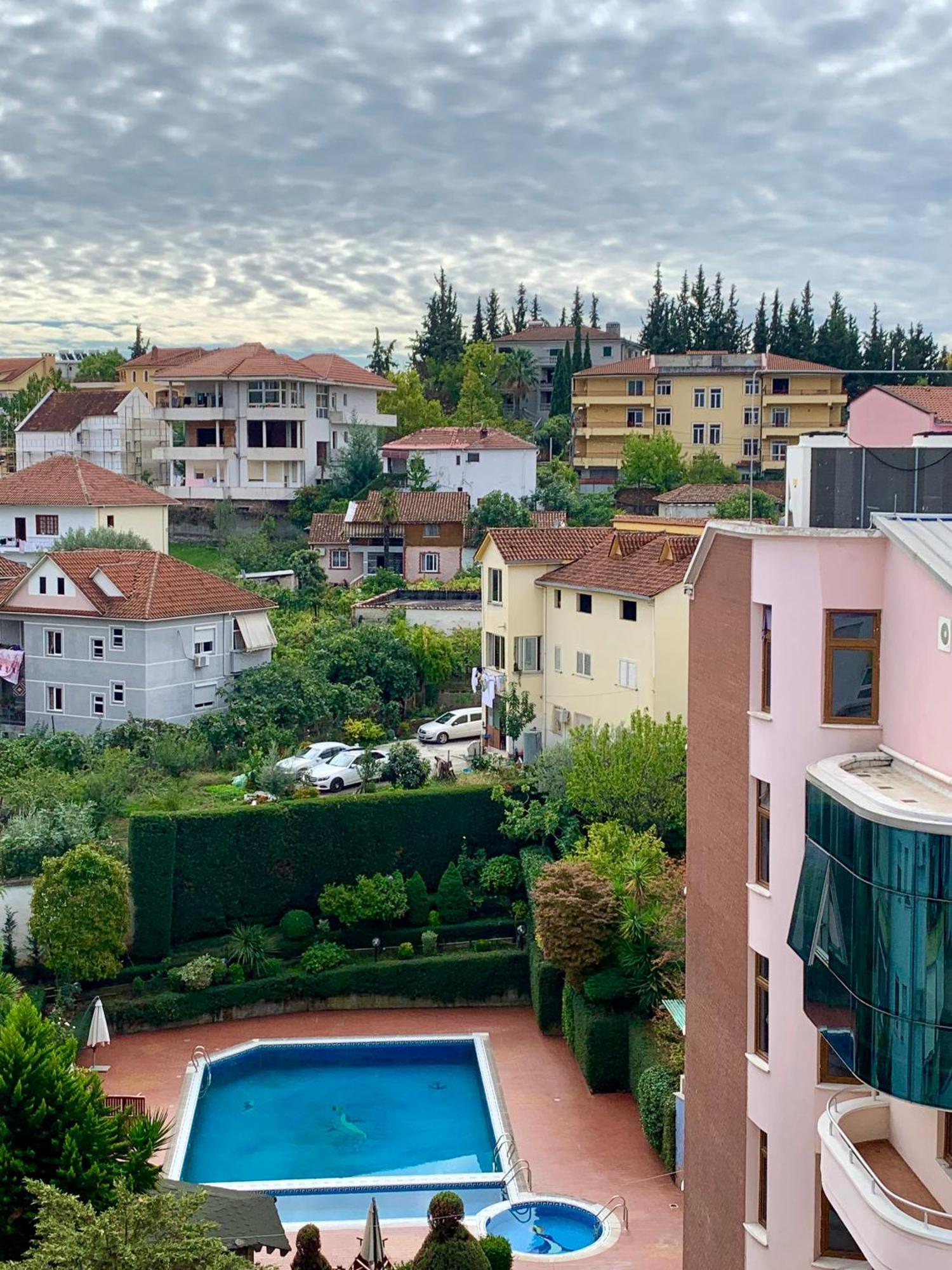 טיראנה Skyview Oasis Premium Apartment מראה חיצוני תמונה