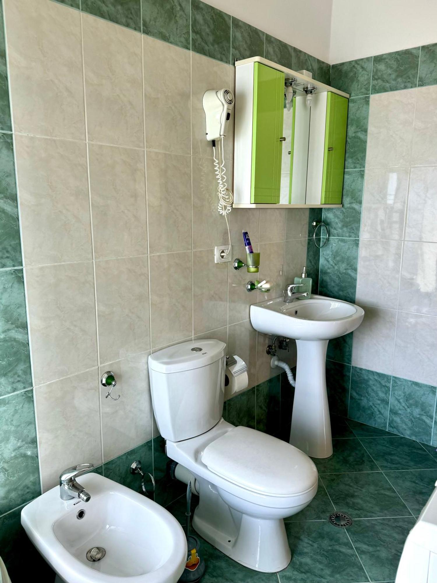טיראנה Skyview Oasis Premium Apartment מראה חיצוני תמונה