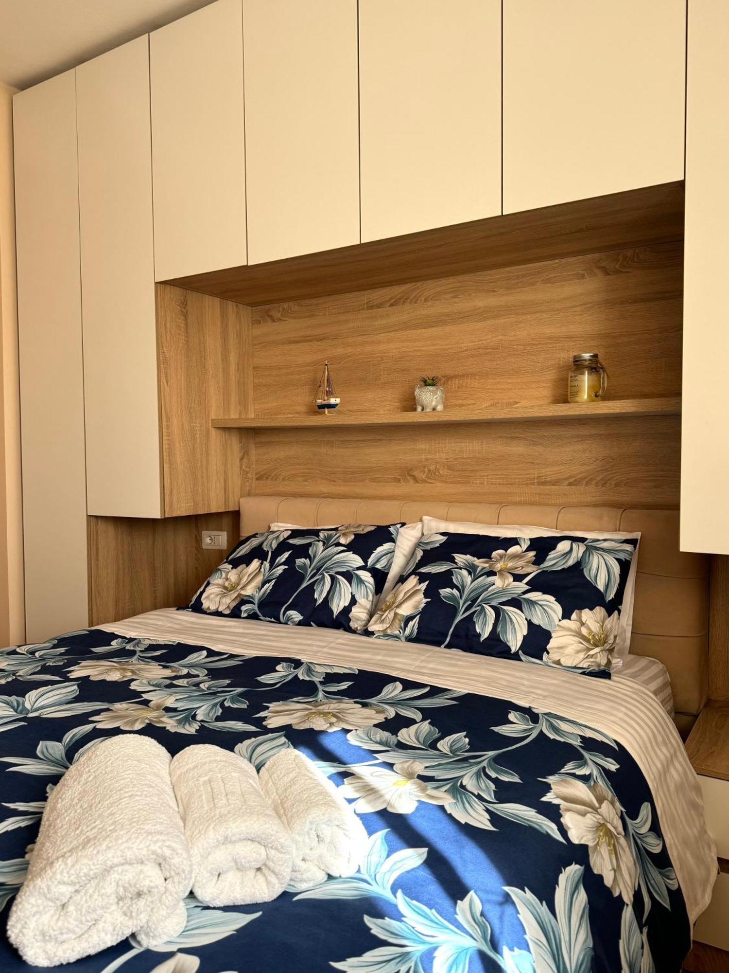 טיראנה Skyview Oasis Premium Apartment מראה חיצוני תמונה