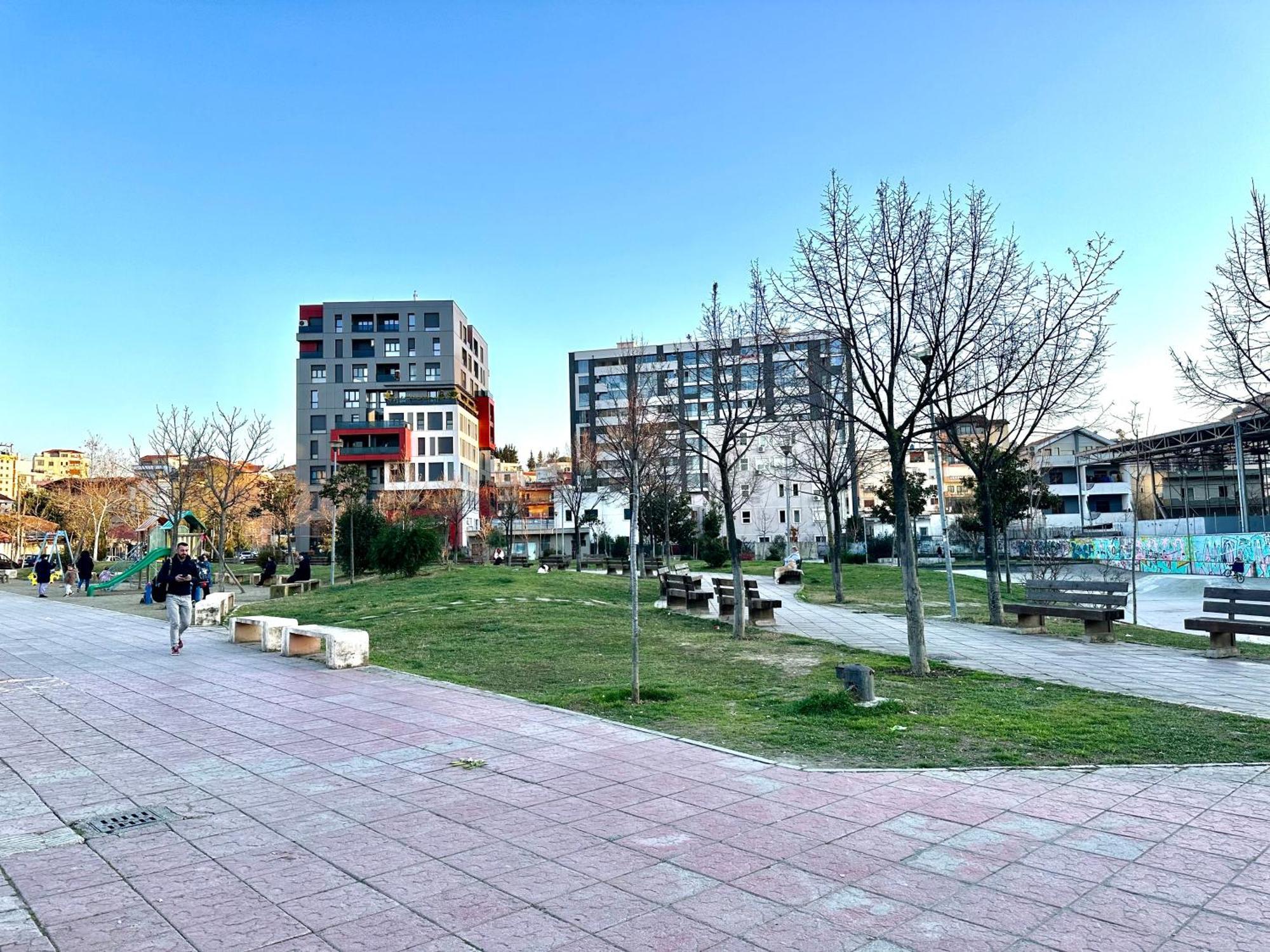 טיראנה Skyview Oasis Premium Apartment מראה חיצוני תמונה